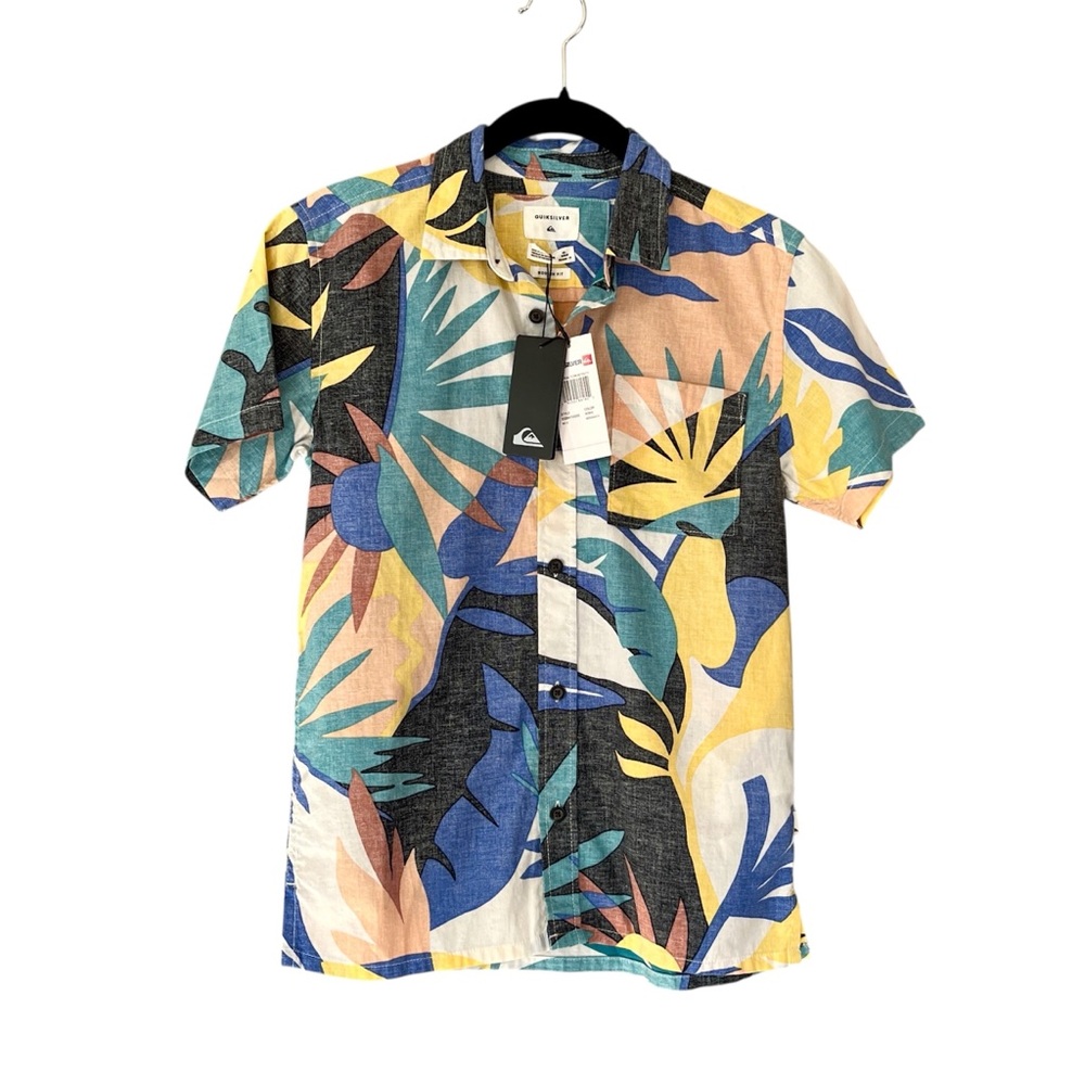 Quicksilver NWT Tropical Flow Short Sleeve Button Up Shirt In Snow White Boys M